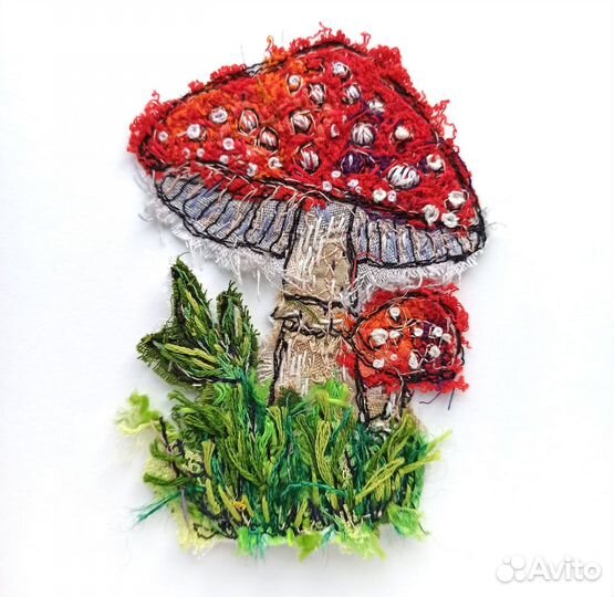 Аппликация Гранат, ручная вышивка, в наличии