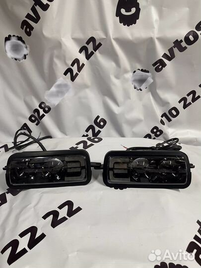 LADA Niva Надфарники LED