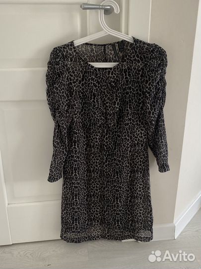 Платье женское