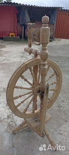 Прялка деревянная старинная