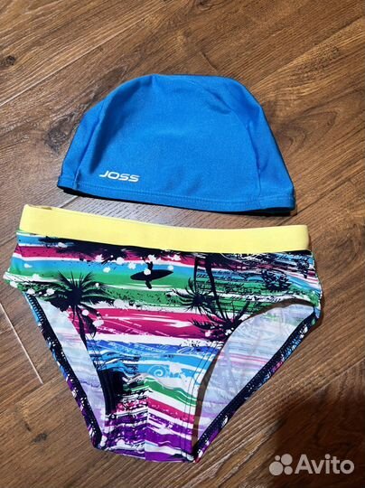 Для плавания плавки шапочка