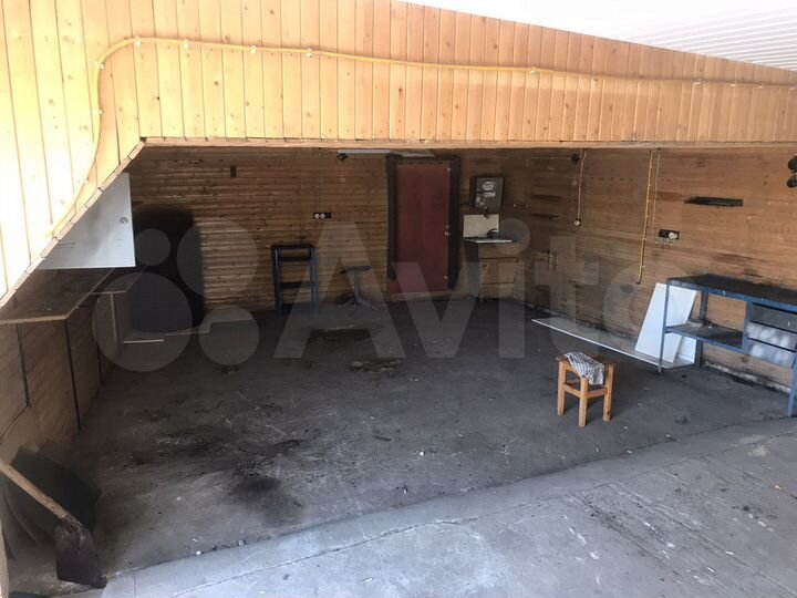 Гараж, > 30 м²