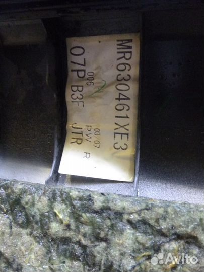 Обшивка двери задней правой Mitsubishi Lancer 9