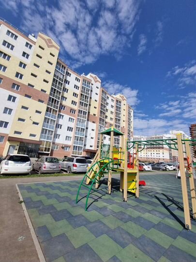 4-к. квартира, 115 м², 8/9 эт.
