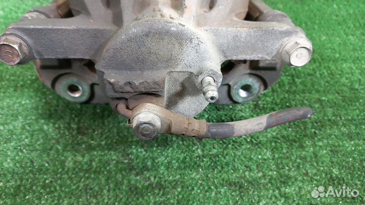 Суппорт toyota, ACR50W,ACR55W,AGH30W,AGH35W,AHR20W,ANH20W,ANH25W,ATH20W,AYH30W,GGH20W,GGH25W,GGH30W