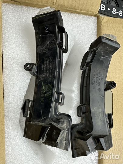 Повторитель поворота Skoda Octavia a7 правый