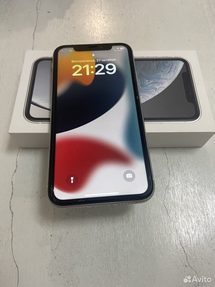 iPhone Xr, 64 ГБ