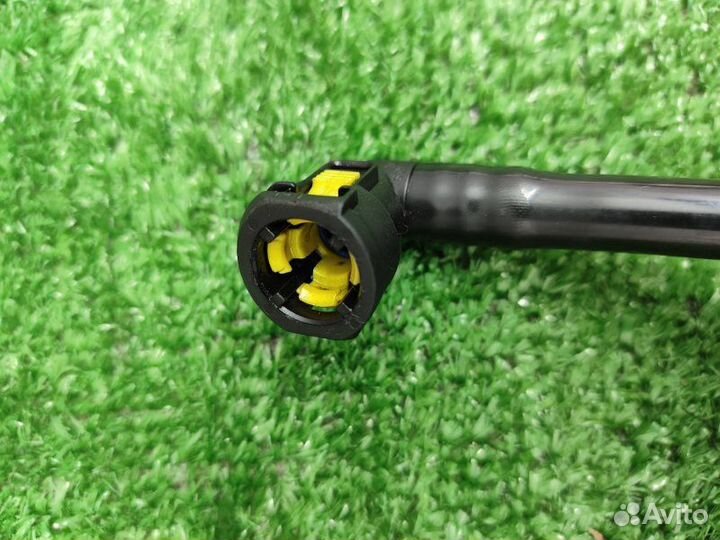 Трубка охлаждения АКПП Ford Focus хэтчбек shda