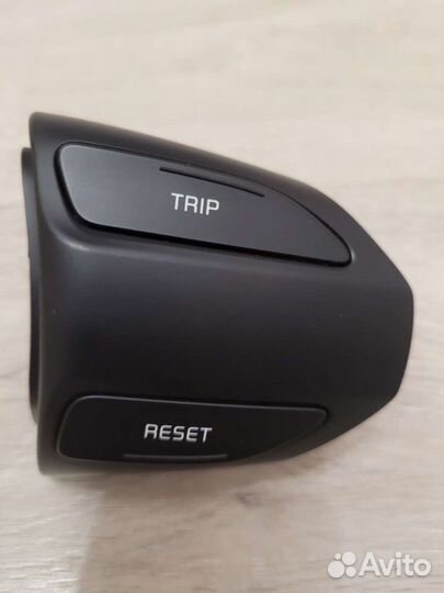 Kia Rio X 2020года переключатель на руле