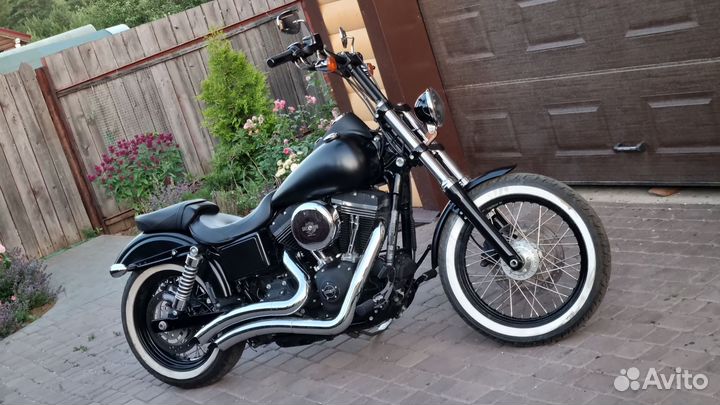 Harley davidson street bob