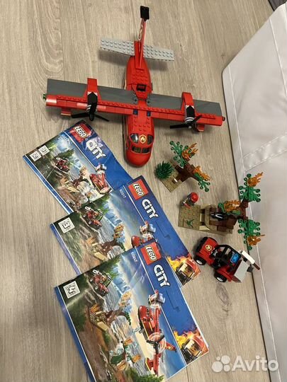 Lego City Оригинал 60217 Пожарный самолет