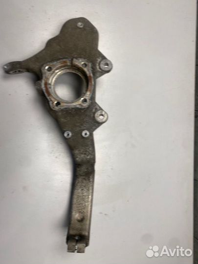 Кулак поворотный передний правый Bmw X6 E71 2011