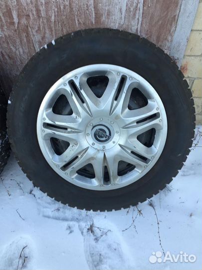 Pirelli Ice Zero 185/65 R15 19R