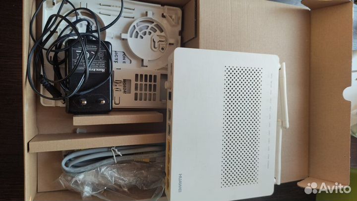 Маршрутизатор Ростелеком Huawei EchoLife HG8245H