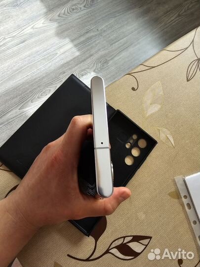 Samsung Galaxy S22 Ultra, 12/256 ГБ