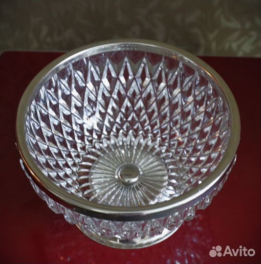 Ваза хрустальная