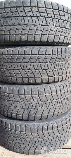 Bridgestone Blizzak DM-V1 265/65 R17