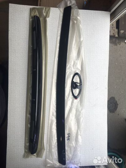 Сабли и эмблема Приора Черный лак