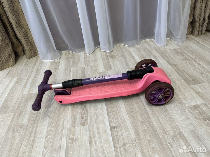Самокат для девочки