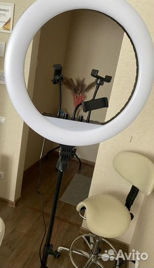 Кольцевая лампа 45см со штативом