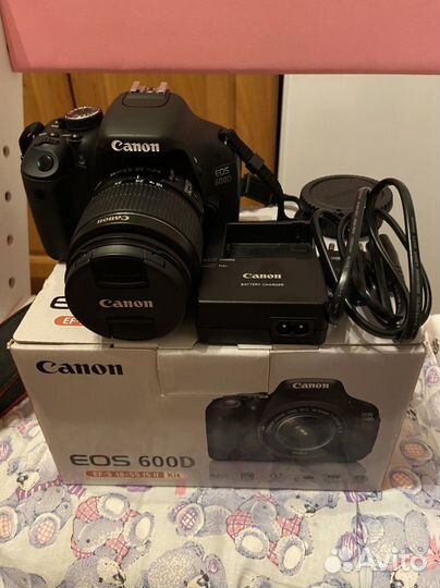 Зеркальный фотоаппарат canon 600d и сумка