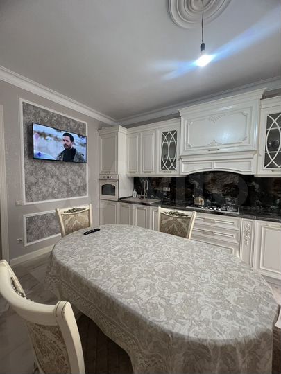 3-к. квартира, 80 м², 13/19 эт.