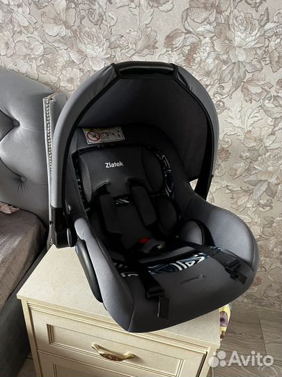 Детское автокресло-люлька 0-13 кг
