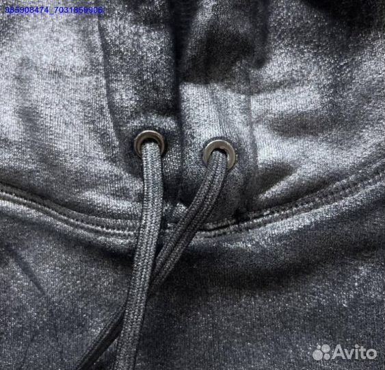 Совместное творение: Худи от Supreme и Maison Margiela