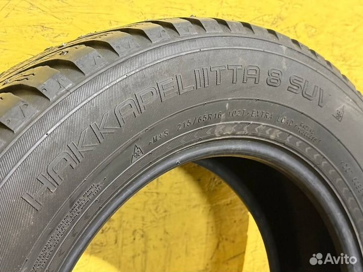 Nokian Tyres Hakkapeliitta 8 SUV 215/65 R16 102T