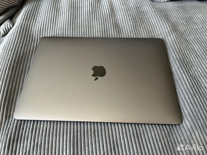 Apple MacBook air 13 2020 m1