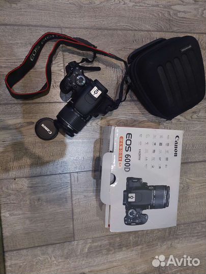 Зеркальный фотоаппарат canon 600d
