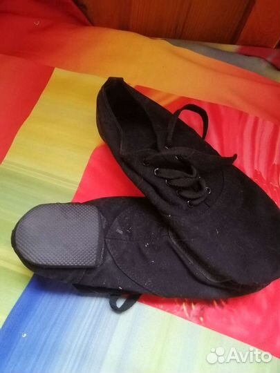 Тапочки- джазовки 39-40 для танцев