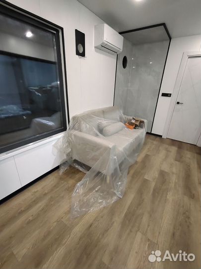 Дом двух этажный из трех морских контейнеров