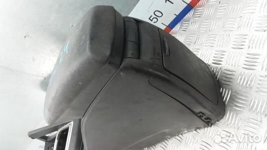 Подлокотник центральный KIA CEE'D 1 (SML24IX01)