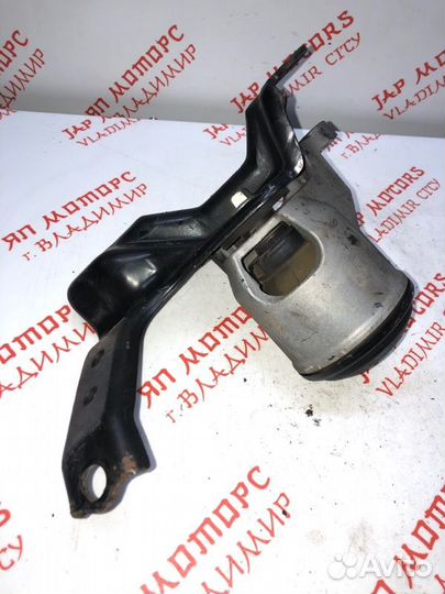 Подушка двигателя правая Nissan Teana J32 VQ25DE