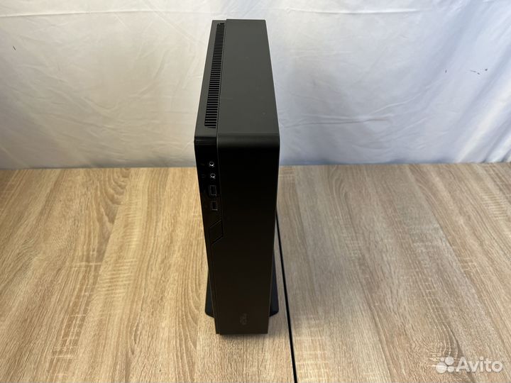 Fractal Design Node 202