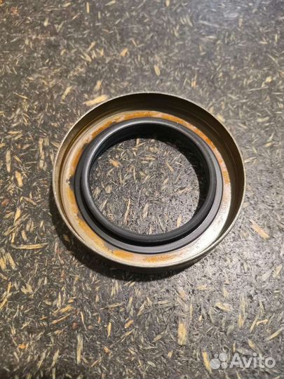 Сальник привода Volvo, Ford