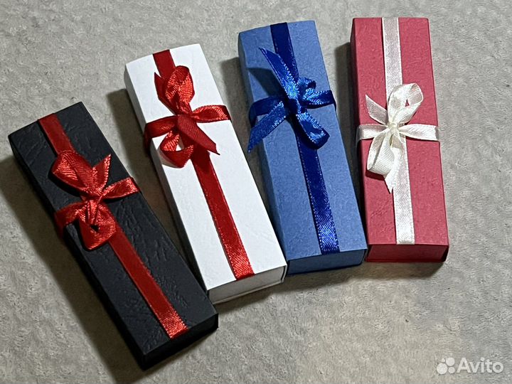 Подарочная коробочка маленькая