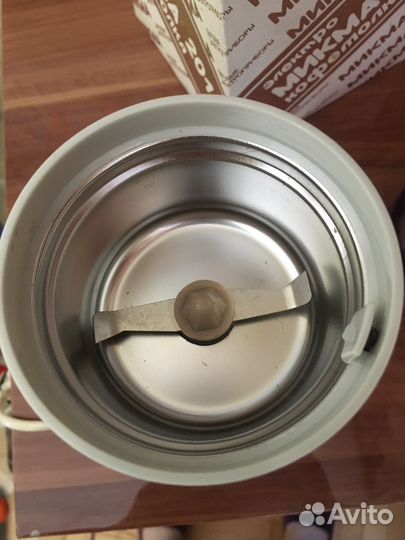 Кофемолка СССР новая