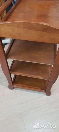 Пеленальный столик