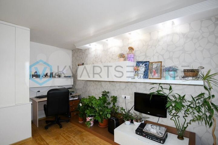 3-к. квартира, 73 м², 8/9 эт.