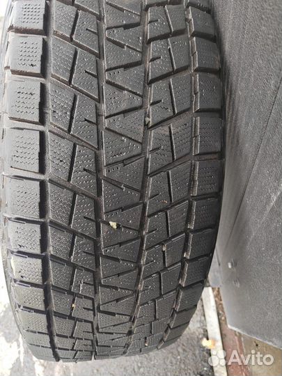 Bridgestone Blizzak DM-V1 245/65 R17