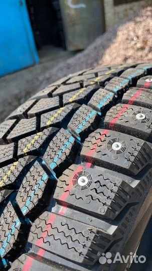 Viatti Brina Nordico V-522 195/65 R15 91T