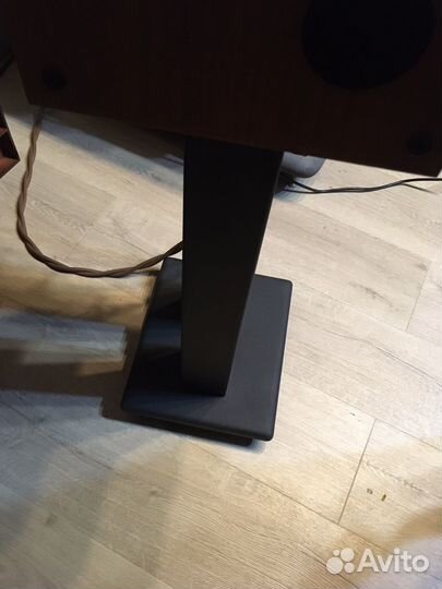 Стойки для акустики Target HR-60