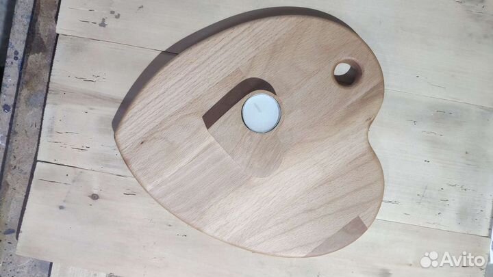 Разделочная доска и подсвечник в виде сердца