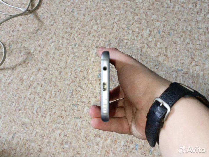 Телефон Samsung galaxy s7