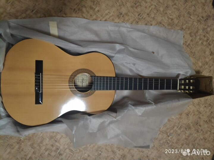 Классическая акустика гитара нейлон Hohner HC 06