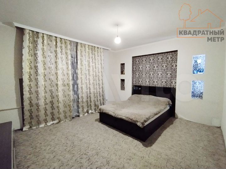 2-к. квартира, 64 м², 1/2 эт.