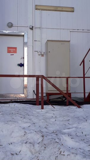 Здание 5958.3 м² + Участки