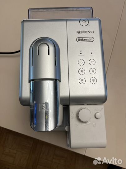 Кофемашина nespresso latissima